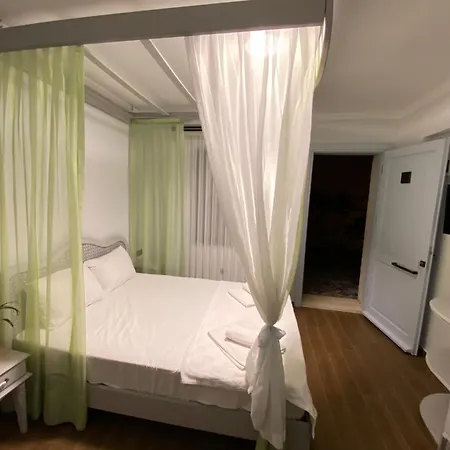 Bed & Breakfast Mara Koeyici 3*